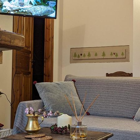 Diminio 2 Apartment At Livadi Αράχωβα Εξωτερικό φωτογραφία