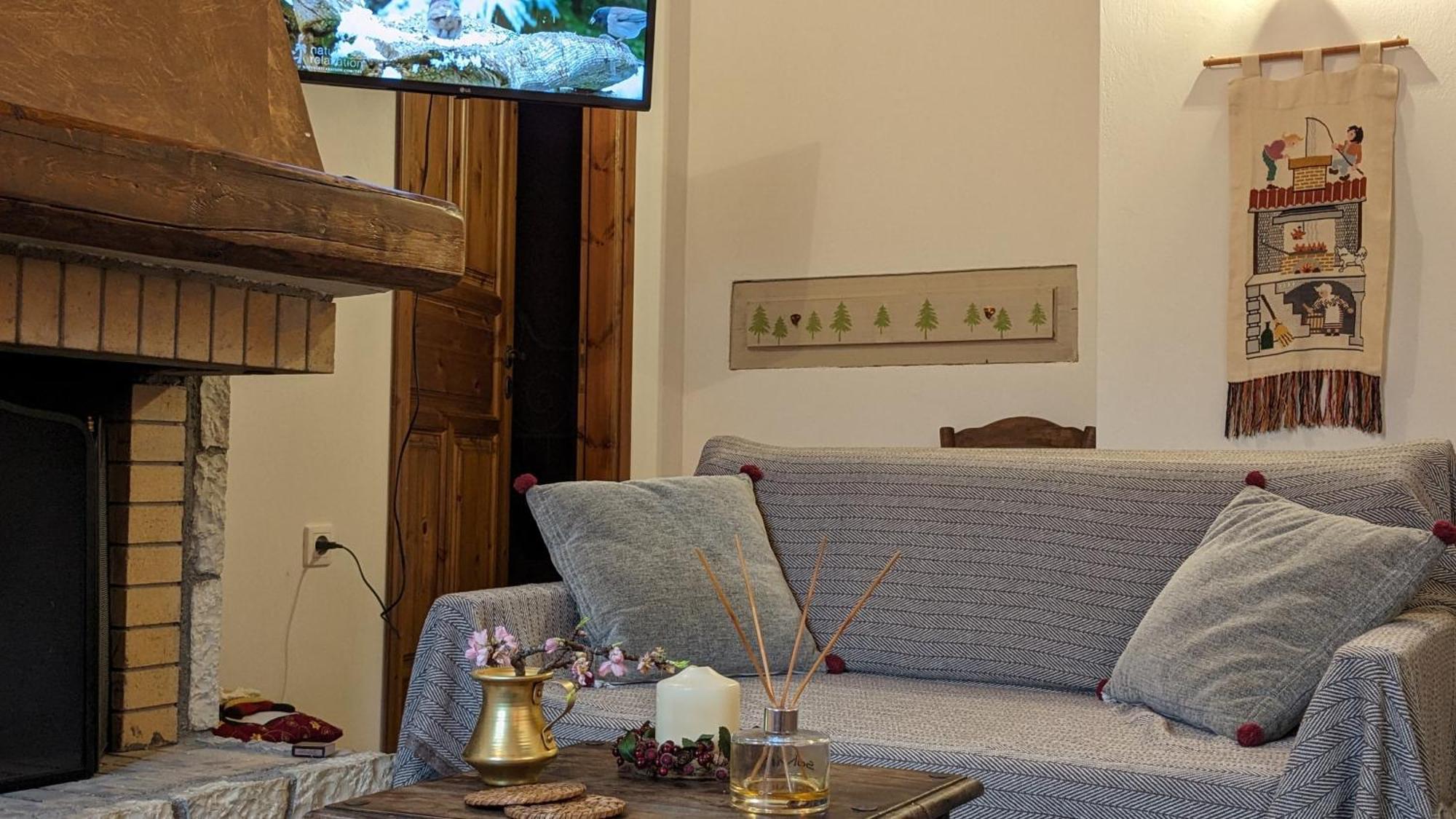Diminio 2 Apartment At Livadi Αράχωβα Εξωτερικό φωτογραφία